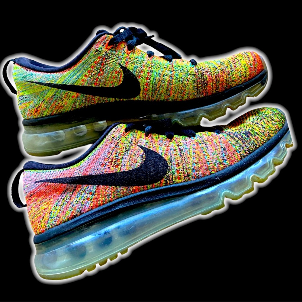 Nike FLYKNIT MAX running shoes rainbow 620659-005 woman Size 8.5 excellent